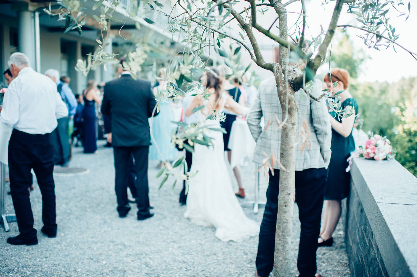 Gerne kümmern wir uns um das kulinarische Wohl, während Sie das Fest mit Ihren Gästen geniessen. Wir sind Ihr Cateringpartner für Bankette, Apéros, Brunch, Traueressen, Grillplausch, Firmenanlass, Hochzeiten, Familienfest, Taufe, Konfirmation, Geburtstagsfest, Vereinsanlass ab 50 Personen.