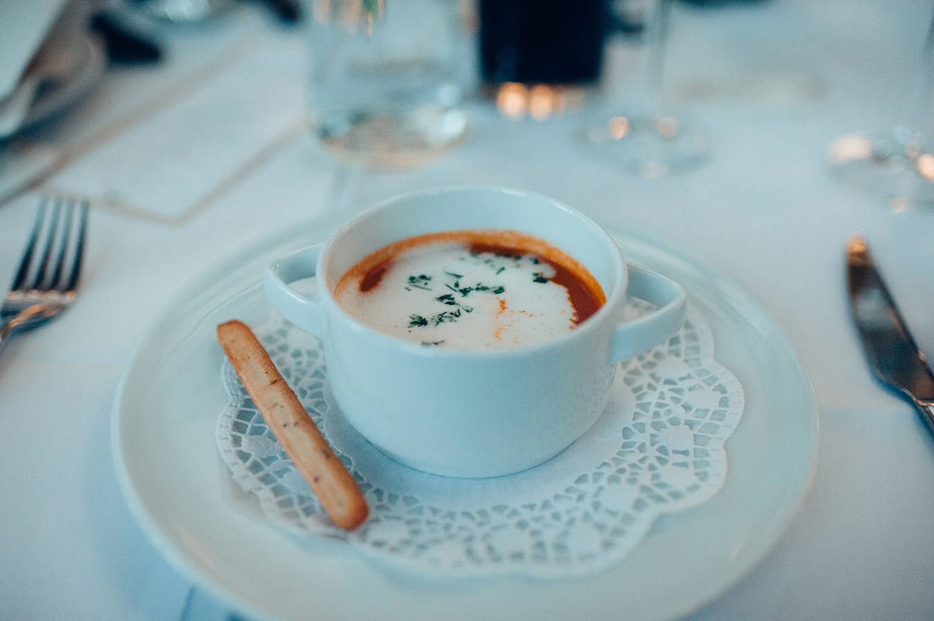 Wir sind Gastgeber aus Leidenschaft und machen Ihre Gäste glücklich, nicht nur satt.