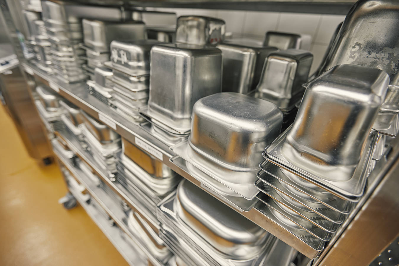 Die Utensilien mit denen wir leckere Mahlzeiten für Sie zubereiten.