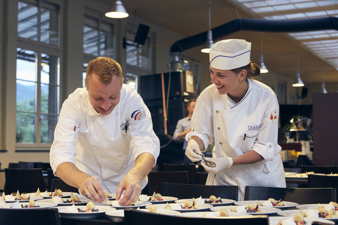 Hand in Hand arbeiten wir für Ihren besonderen Abend.